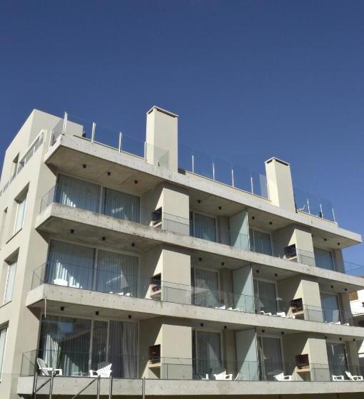 Amura Suites