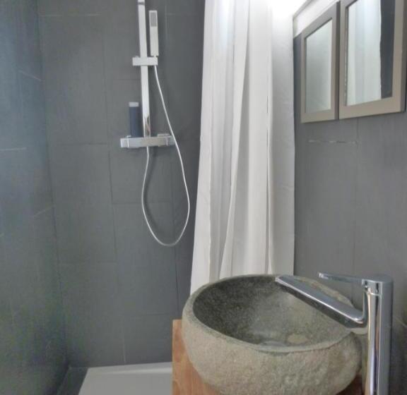 مبيت وإفطار Chambre D Hôtes Mirabel