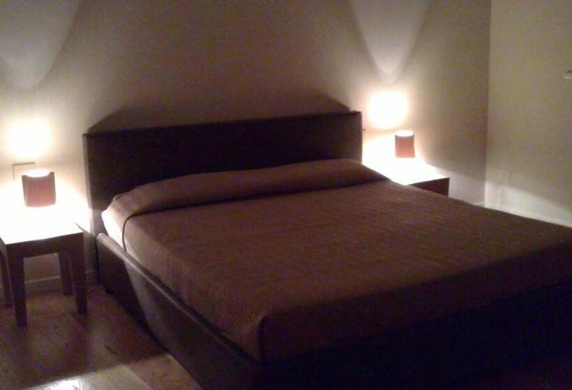 تختخواب و صبحانه Dimora Di Charme Cassaro 168