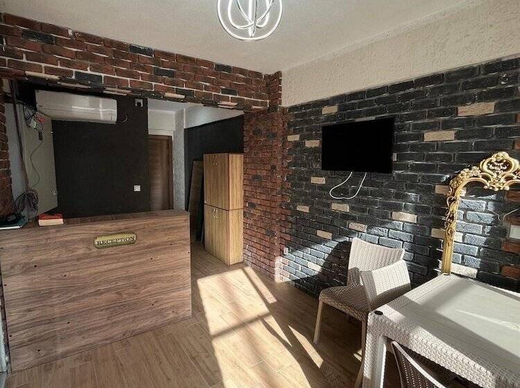 مبيت وإفطار Mari Pembe Otel