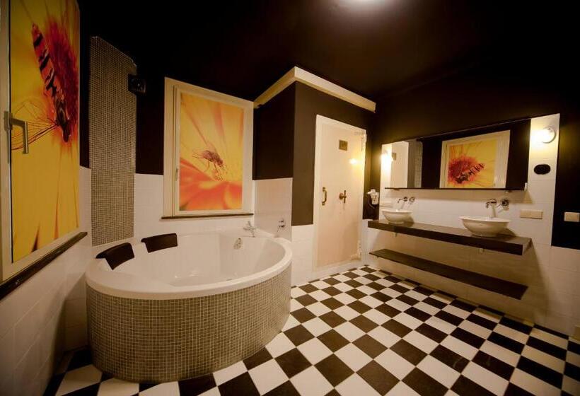 민박 Raadhuis Dinther Suites