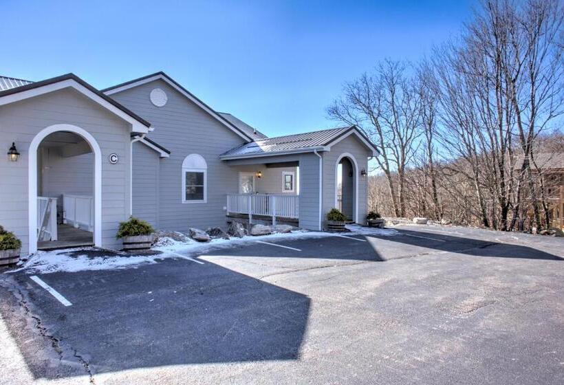 Carolina North By Vci Real Estate Services