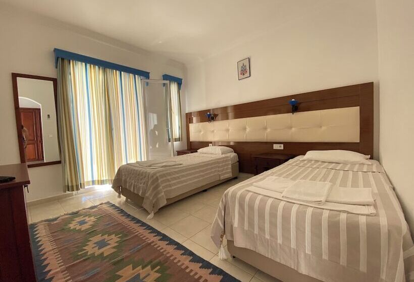 Eskiyali Otel