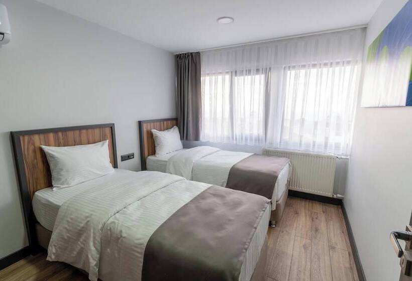 مسافرخانه Yusufhan  Suites