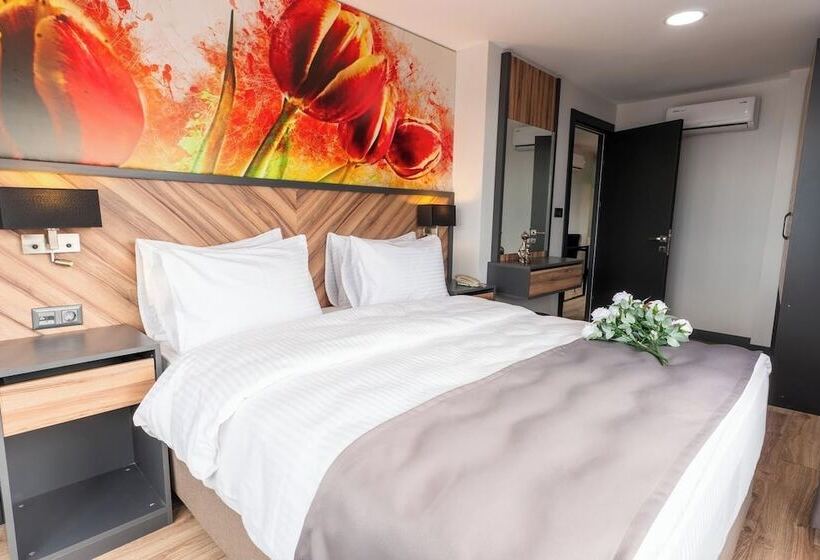مسافرخانه Yusufhan  Suites