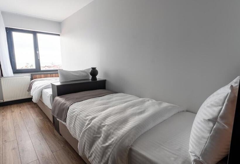 مسافرخانه Yusufhan  Suites