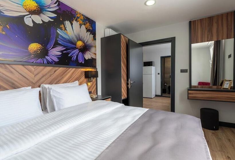 مسافرخانه Yusufhan  Suites