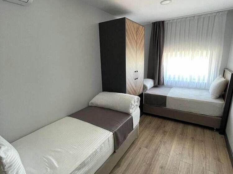 مسافرخانه Yusufhan  Suites
