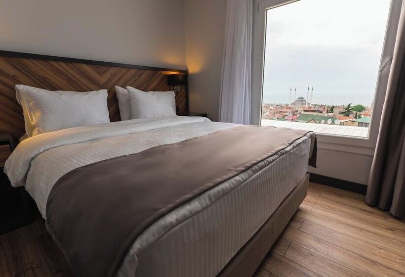 مسافرخانه Yusufhan  Suites