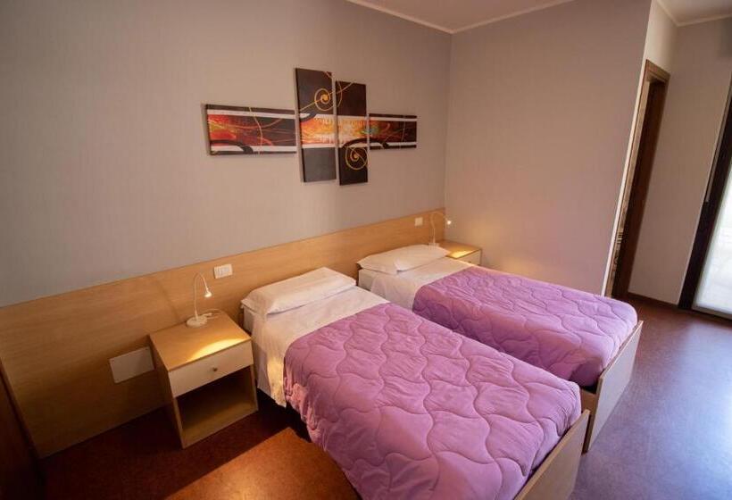 فندق Del Boschetto