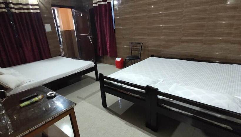 בית מלון כפרי Goroomgo Kaushalya Residency Uttarakhand