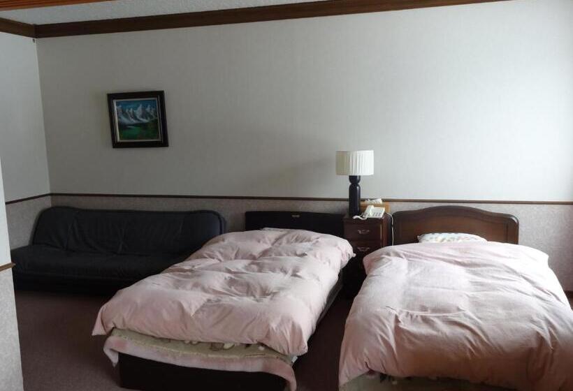 فندق Highland Lodge Takegen