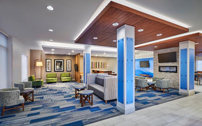 Отель Holiday Inn Express & Suites Windsor East Lakeshore, An Ihg