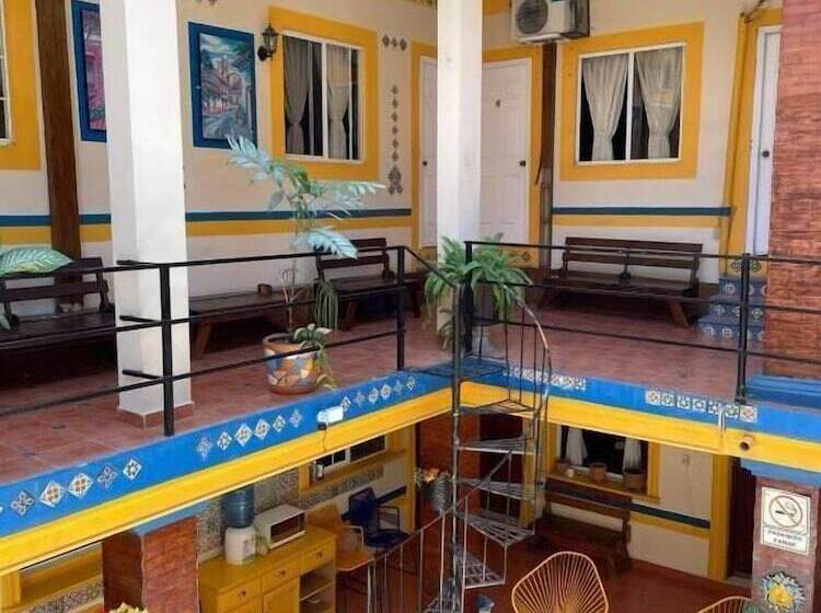 هتل Posada Del Sol