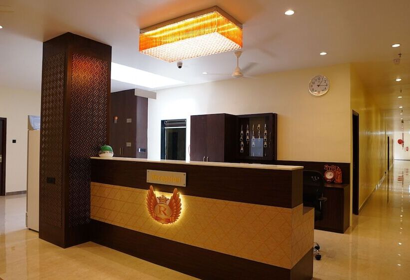 酒店 Radhe Inn