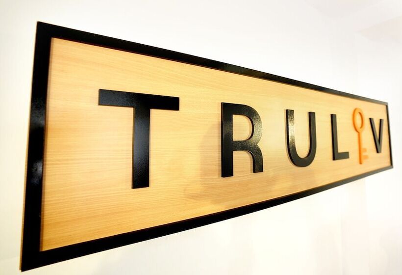 هتل Truliv Olympus Elite