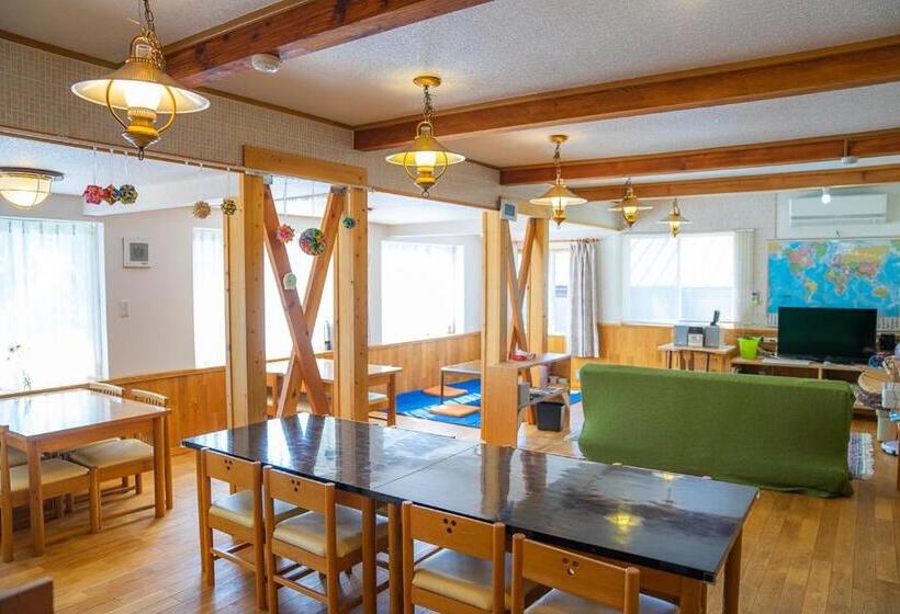 بنسيون Daisen Backpackers