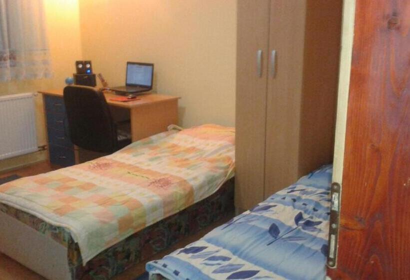 پانسیون Guesthouse Tadic