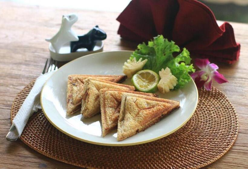 펜션 Inang Villa