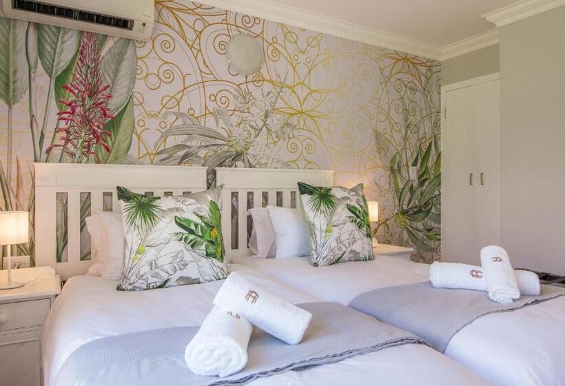 پانسیون Rozenburg Guest House