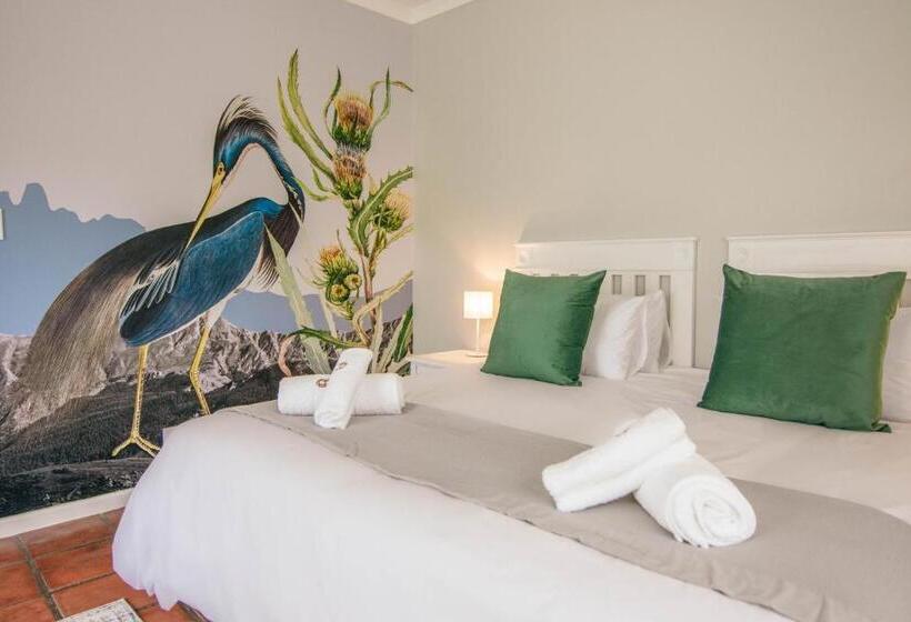 پانسیون Rozenburg Guest House
