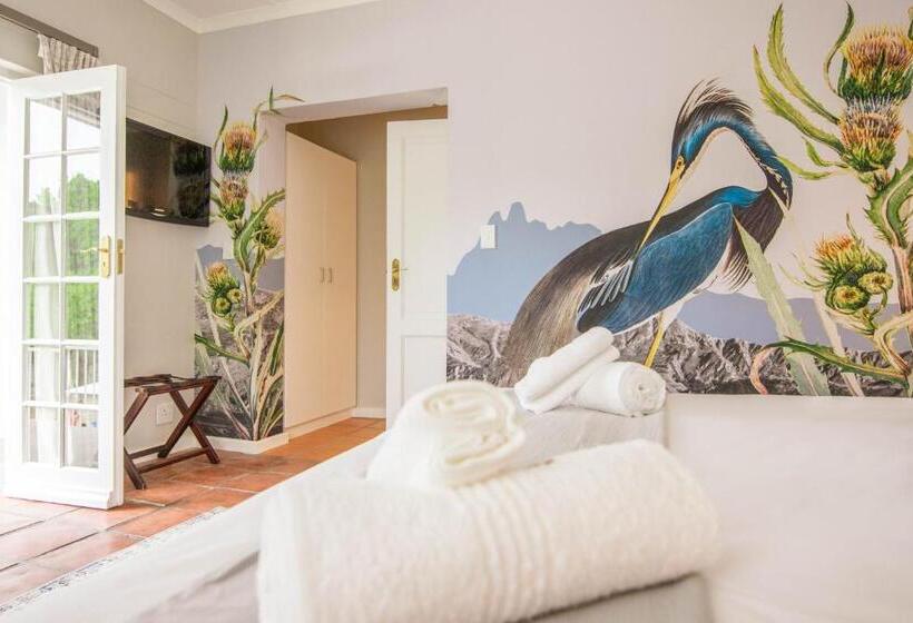 پانسیون Rozenburg Guest House