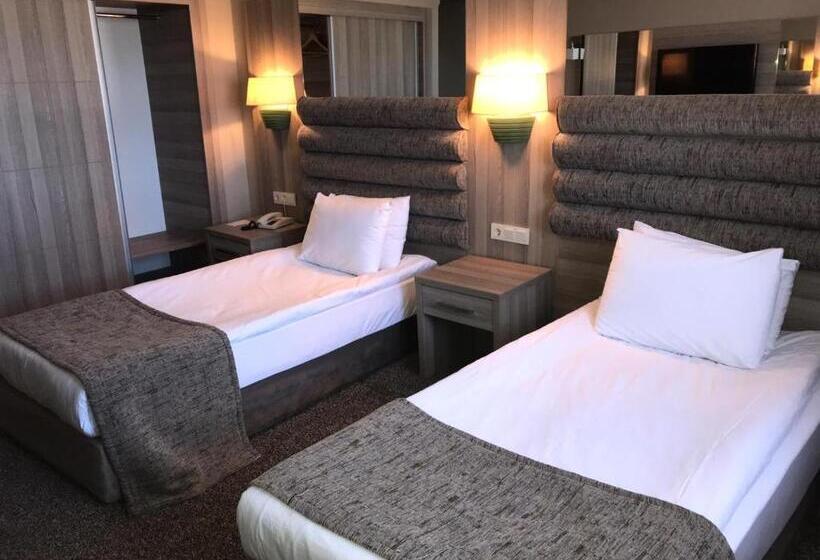 استراحتگاه Grand Yazici Ski Hotel & Spa
