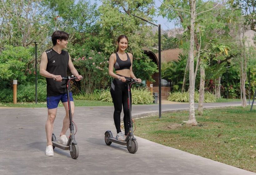 استراحتگاه The Hidden Village Khao Yai