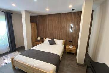 Ahsena Buti̇k Otel