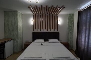 Akar Butik Otel Gökçeada