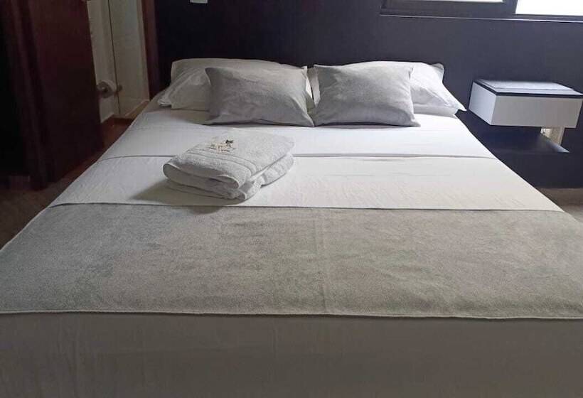 Avanti Aparta