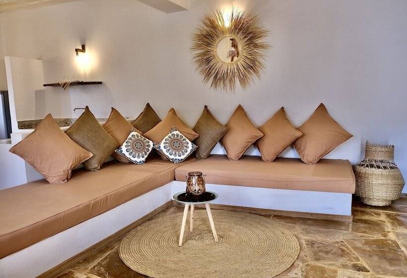 مبيت وإفطار Antares Villa