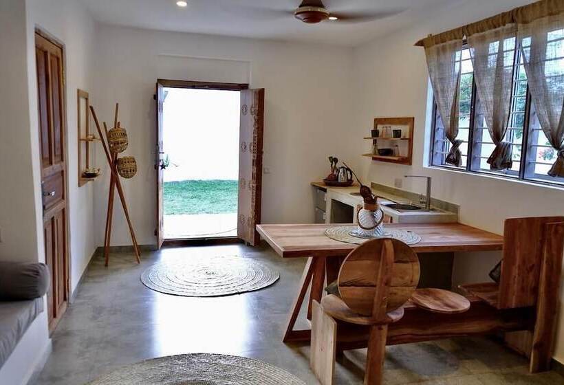 مبيت وإفطار Antares Villa