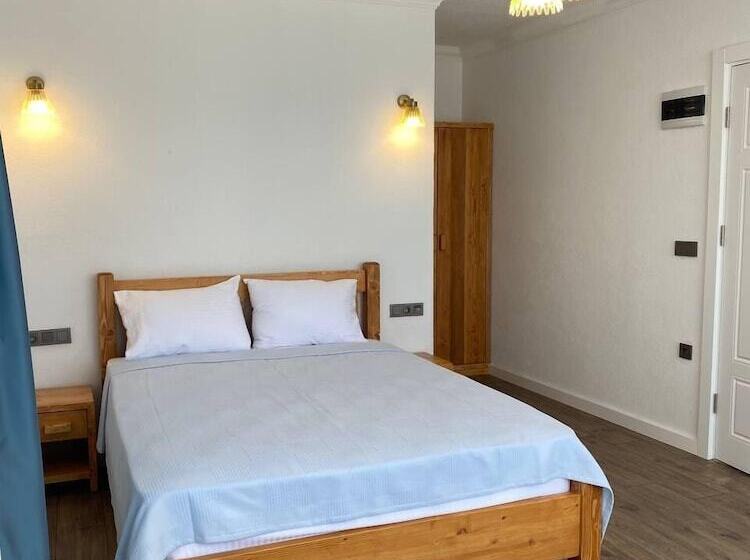تختخواب و صبحانه Litri Otel