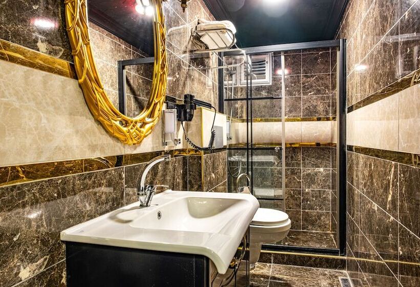 Golden Rock House