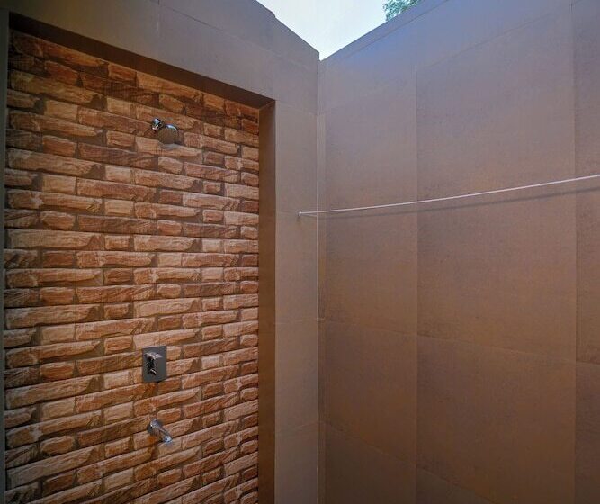 酒店 Aranyak Resort Kanha