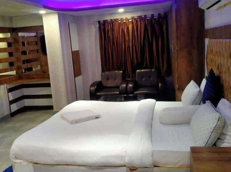 هتل Bodhjrai Inn