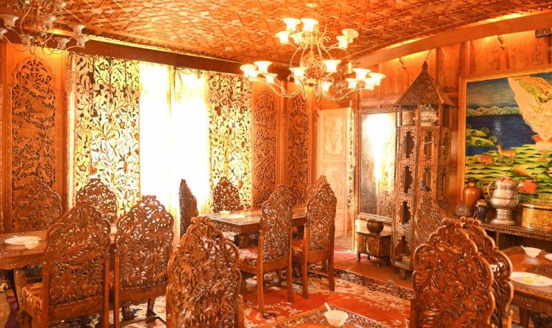 酒店 De Laila House Boat