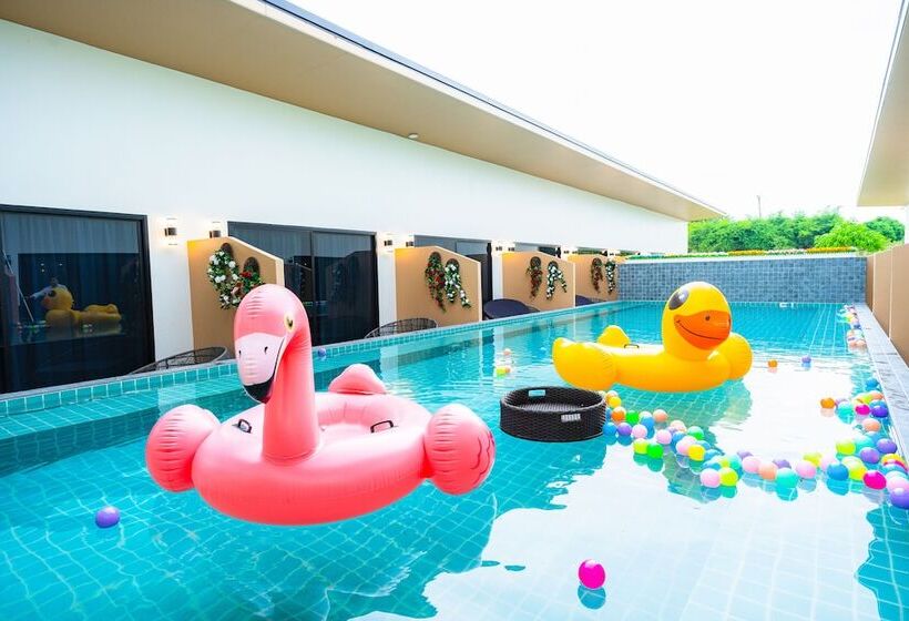 هتل Fresh Resort Pattaya