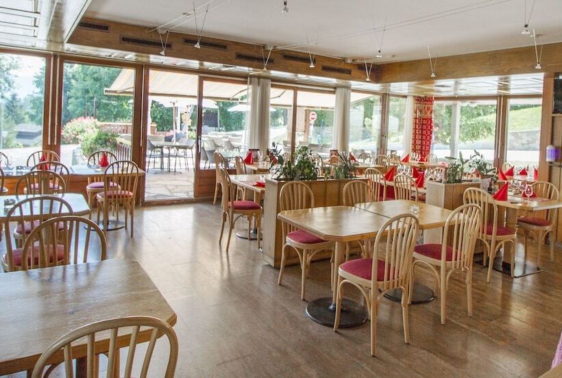 هتل Hôtel De L Ardève & Chalet Kalbermatten