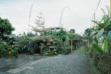 هتل Nauna Villa Bali