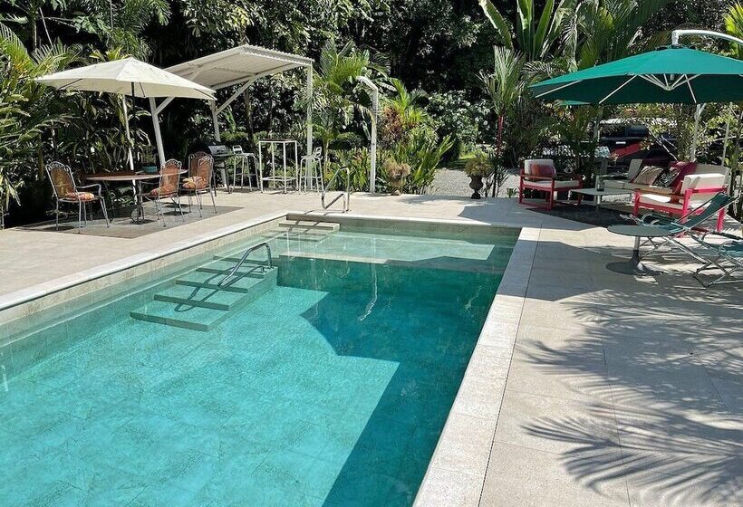 فندق Ojochal Gardens Villas