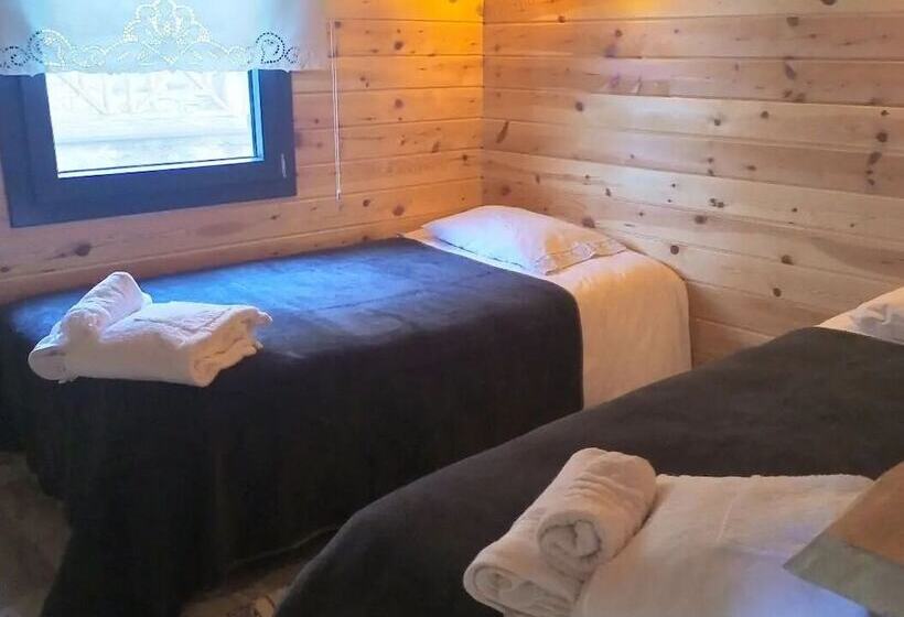 בית מלון כפרי Pamira Bungalow