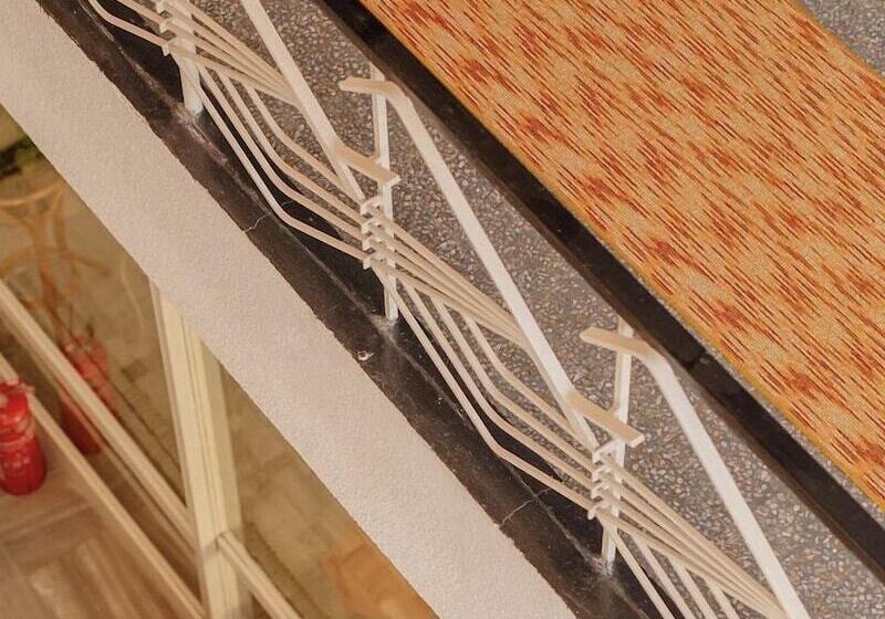 ホテル Petek Pansiyon