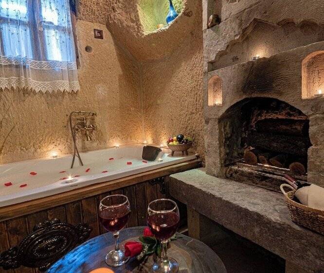 هتل Shiraz Cave Cappadocia