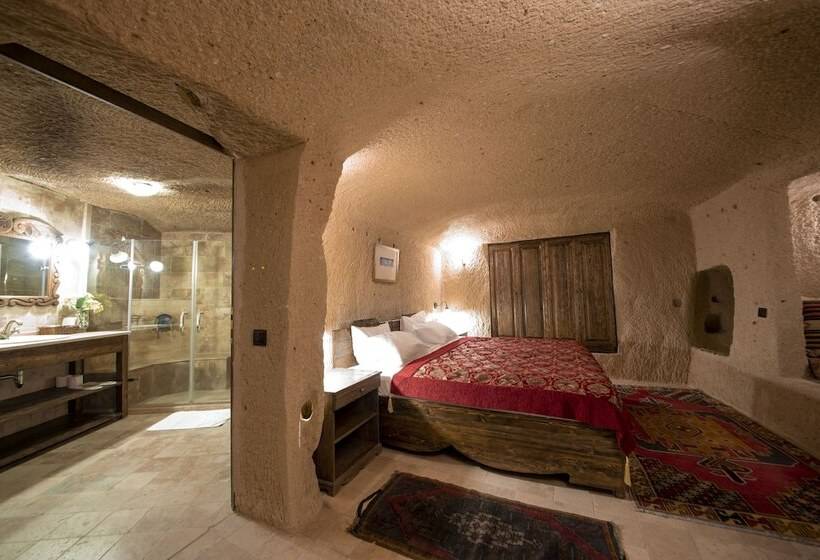 هتل Shiraz Cave Cappadocia