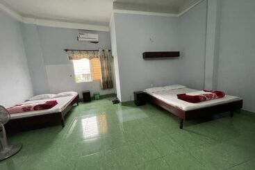 پانسیون Hong An Motel