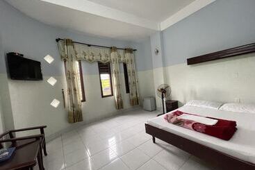 پانسیون Hong An Motel