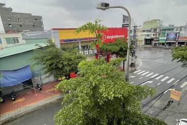 پانسیون Hong An Motel