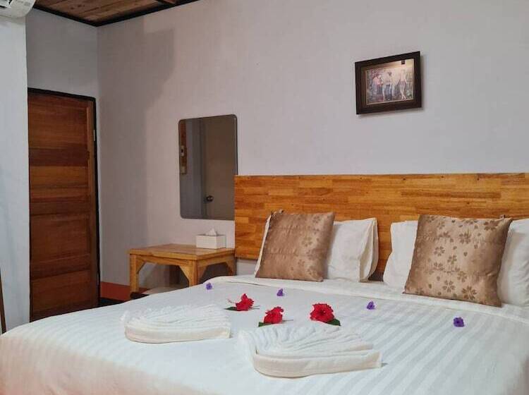 پانسیون Mookboonchu Guesthouse